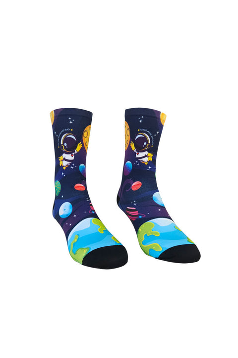 G69 - DISEÑO TO THE MOON AND BACK